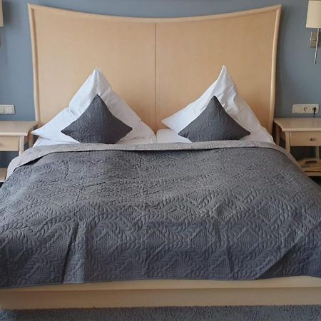 Hotel Igelstadt Fürstenberg Екстериор снимка