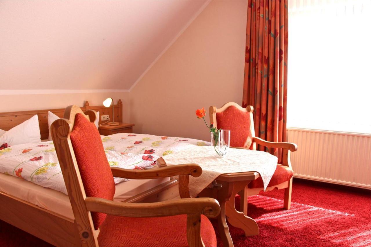 Hotel Igelstadt Fürstenberg Екстериор снимка
